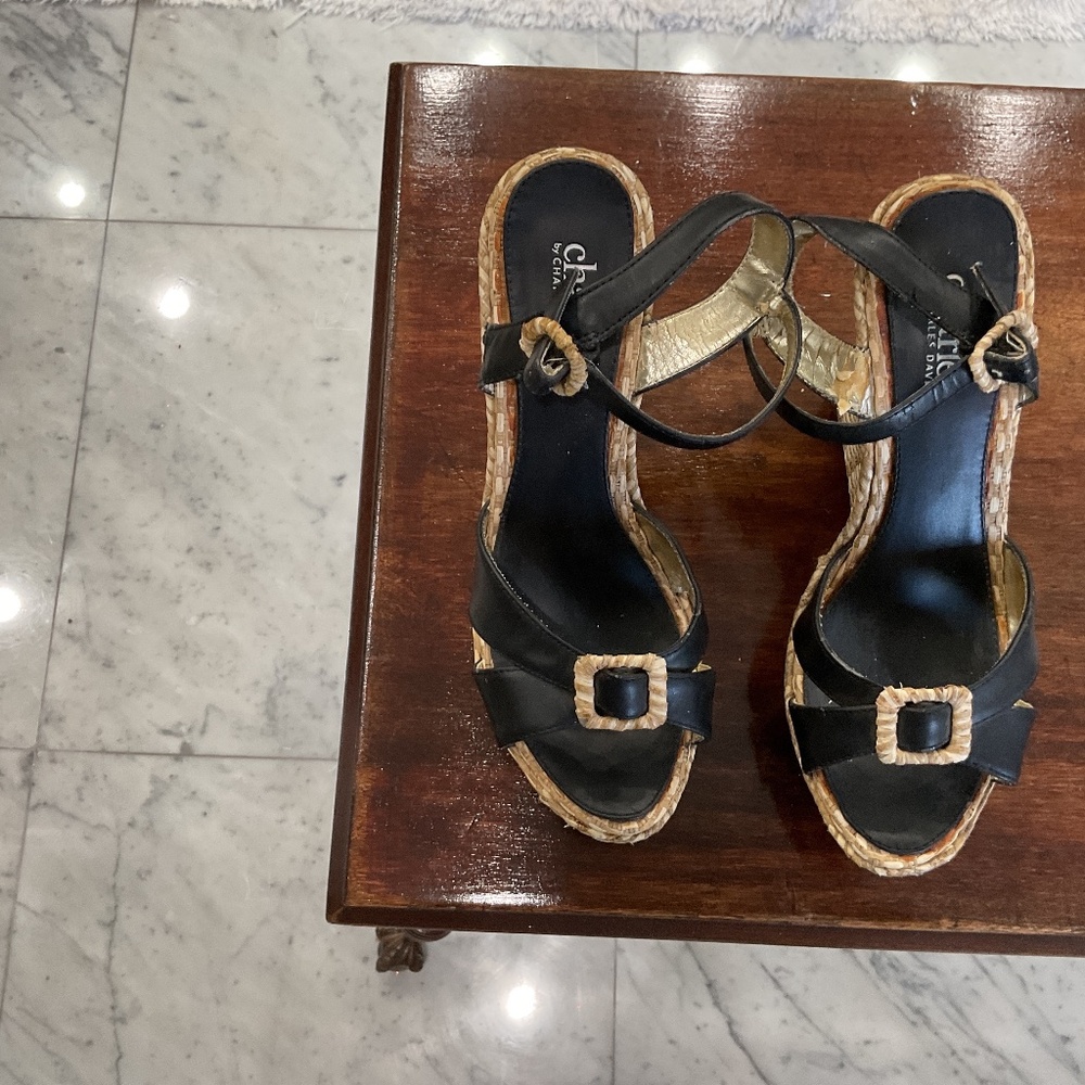 Women’s shoes